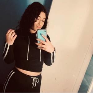 Meet your Posher, Elena